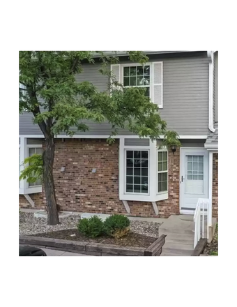 Front door - 2nd story window is window to bedroom for rent. - Sunny 2nd Floor Bedroom in Great Location! Townhome