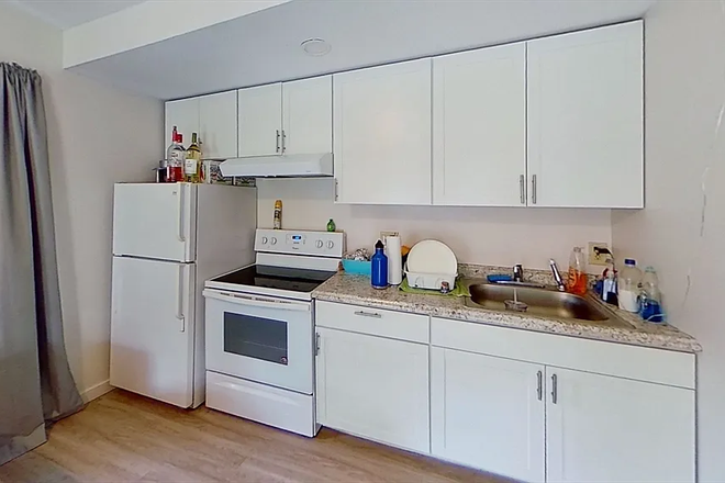Kitchen - Spring 2026 Sublet: Duplex on Bus Route Duplex