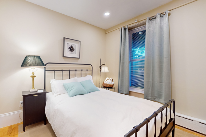 Bedroom - BEA2903 Newly Renovated 2-Bed, Back Bay near MGH, BU, MIT Apartments