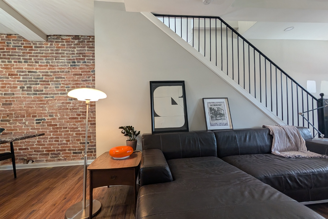 Living room - Private room and private restroom - Near shuttle stop between both campuses - Furnished