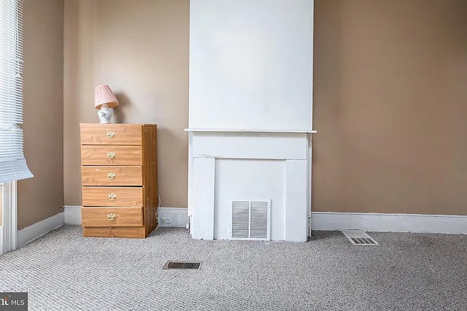 First Floor Bedroom - HOUSE for Rent NEAR TEMPLE CAMPUS