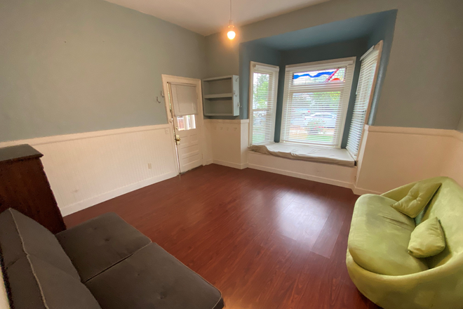 3 - August pre-leasing: 1727 Pine St. #1, #3, #4 Apartments