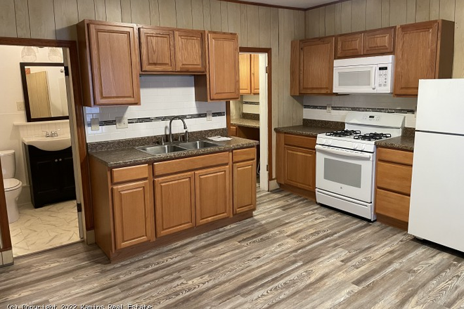 kitchen - 55-2 Parsons St. Easthampton! Apartments