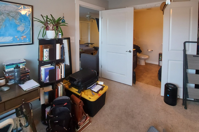 bedroom offered (view from other side) - Need roommate for 2-bedroom apartment, 15min from main campus