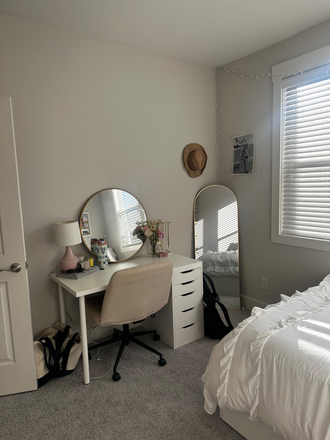 Bedroom - Cadia Myrtle Landing Townhome *sublease*