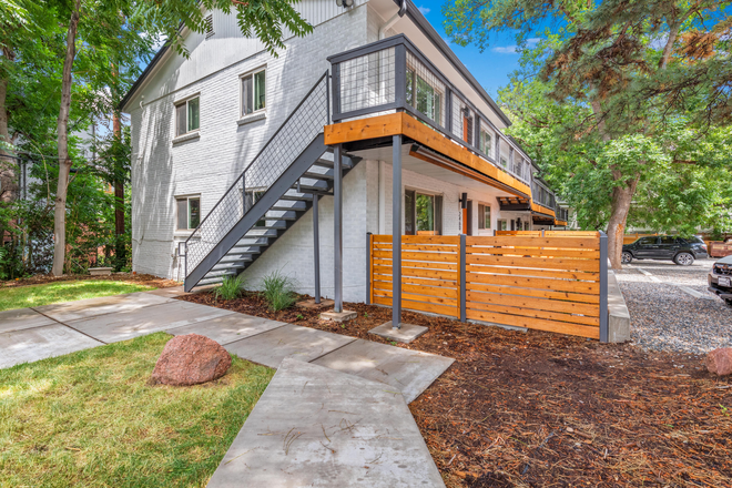 Exterior side view - 2460-2470 9th Street