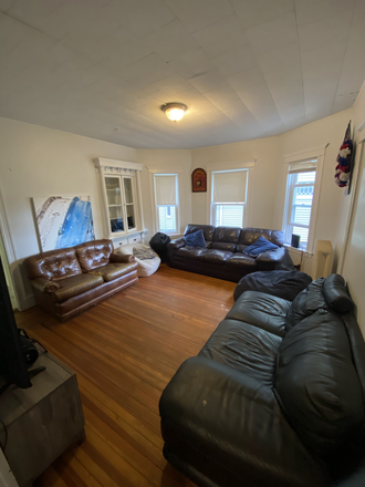 Living Room - Room directly across from Tufts Campus, available for Summer '26 Sublet (May - August) Apartments