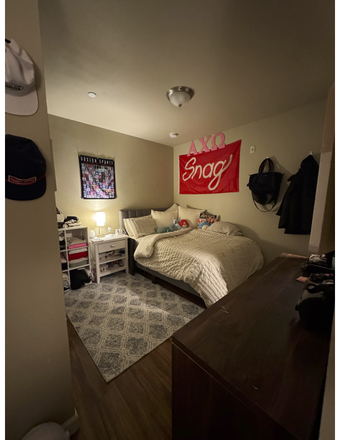 Bedroom From Nook - Oak House -- Private Bedroom in 4BR Apartment on The Hill (Spring 2026)