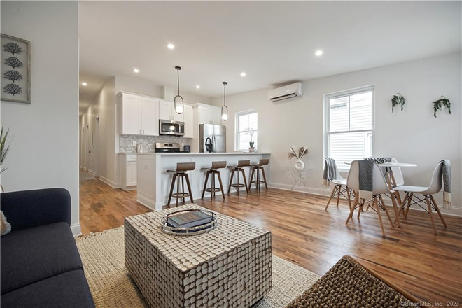 Living Space - Stunning New Luxury Property,  4 minutes from UConn Stamford Campus Apartments