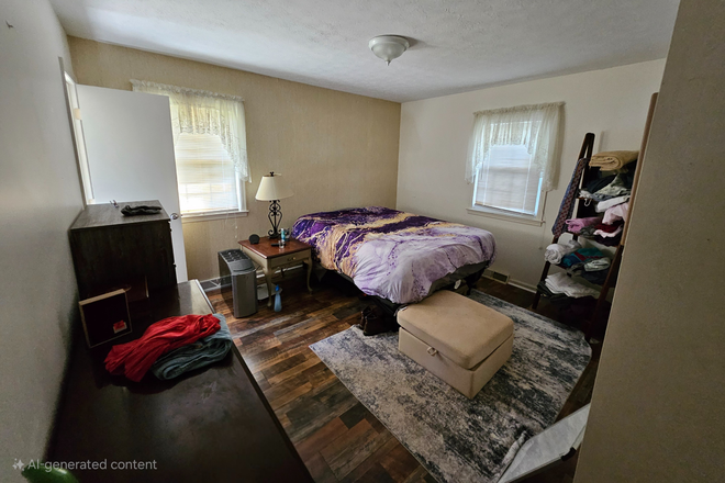 Bedroom - Cozy Lake House
