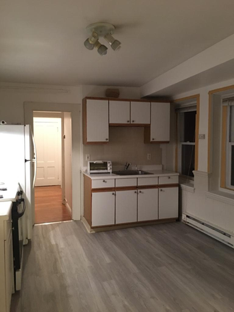 Recently renovated eat in kitchen - Deluxe Porter Sq Furnished Bedroom minutes to Harvard,MIT, Tufts & BU! Apartments