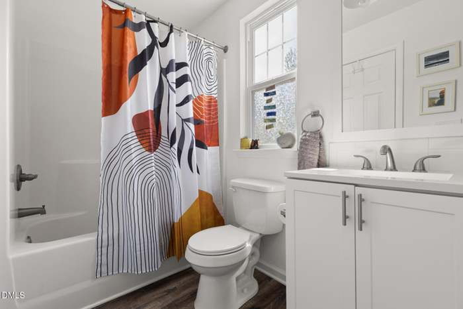 Private bathroom - Seeking Housemate in Durham for September/October move-in