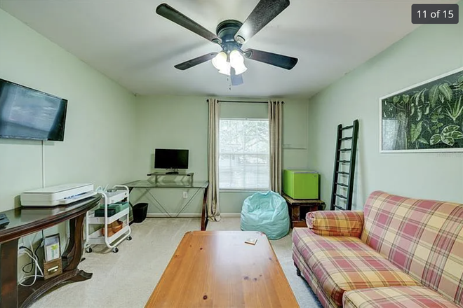 bedroom for sublease! new bed and hardwood floors - Sublease at Dew Drop Condominiums