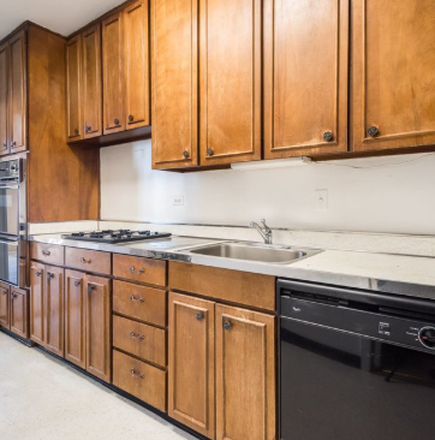 Kitchen - The Berkshire Apartments
