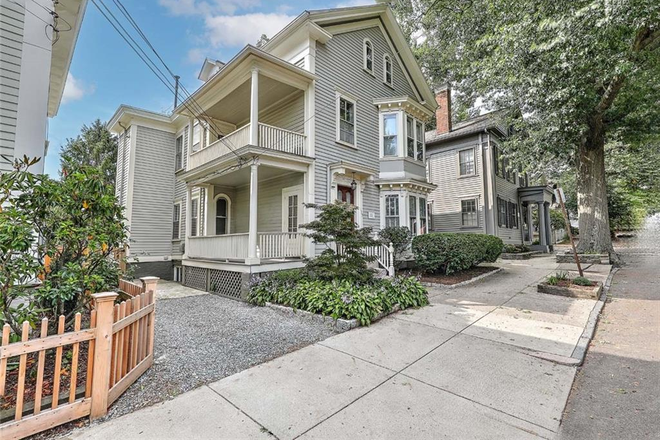 exterior - 3 Bed 2 Bath Townhouse