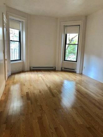 STUDIO - NO BROKER FEE - SPACIOUS UNFURNISHED STUDIO AT 248 NEWBURY STREET AVAILABLE SEPTEMBER 1, 2026
