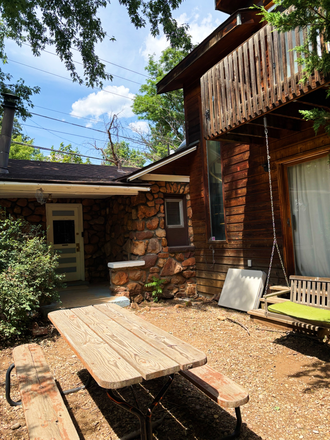 Outside view - House close to campus