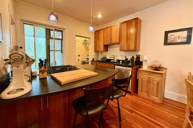 Kitchen - ~ Mid Cambridge 3 Bed 2 Bath Condo w/ Huge Deck + Parking + In Unit Lndry ~