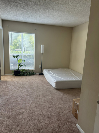 Bedroom - MAA James Island Apartments