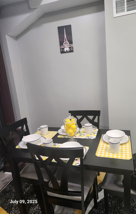 Dinning - Furnished Rooms in a Renovated Townhome at the Heart of East Baltimore Campus. UTILITIES INCLUDED!!!
