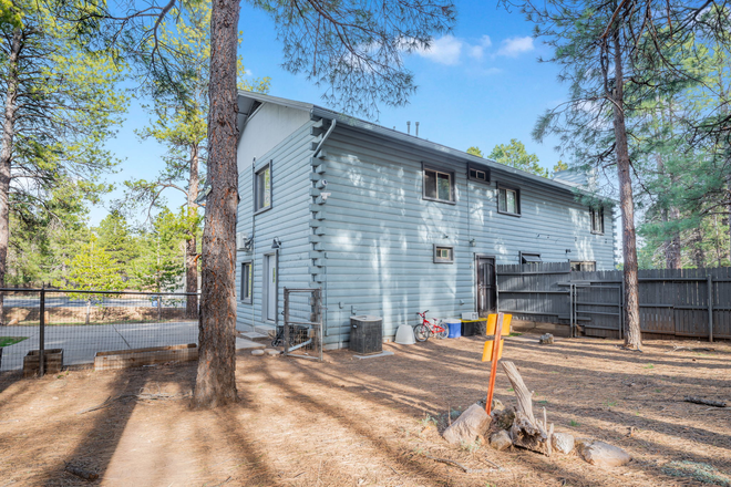 Yard - Charming Upstairs Apartment Near Campus with a Scenic View and Close to Trails!