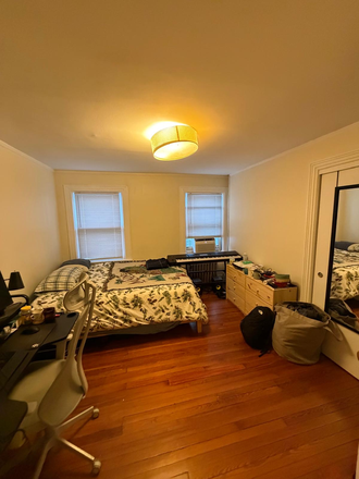 Bedroom #1, Interior - Rooms in shared home-Wiggins St-Princeton