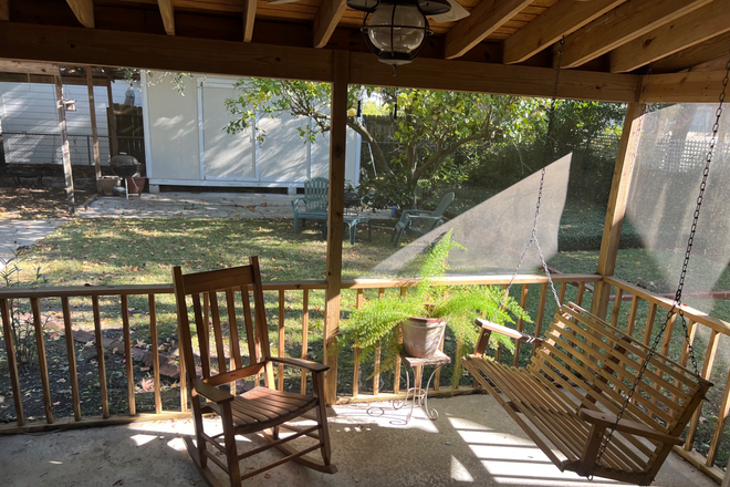 screened porch - Charming 1940 Cottage in Highly Desirable Avondale – 2BR/2BA, 1,050 Sq Ft House