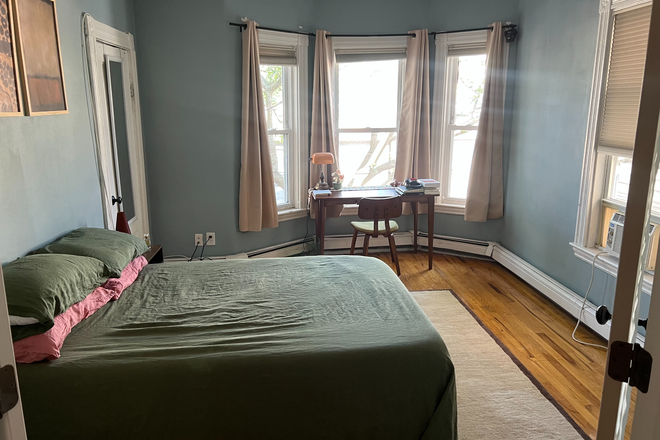 Bedroom - Roommate needed in 2bd/1ba near Inman