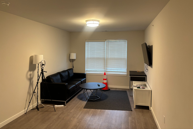 Common area - Meadow Brooks Garden;  Apartment has a bus to and from UConn; Close to Grocery Stores