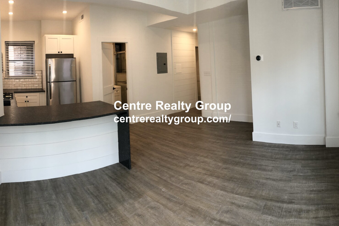 Kitchen - Newly renovated 4 bedroom/2 bathroom on Tremont Street in Mission Hill Apartments