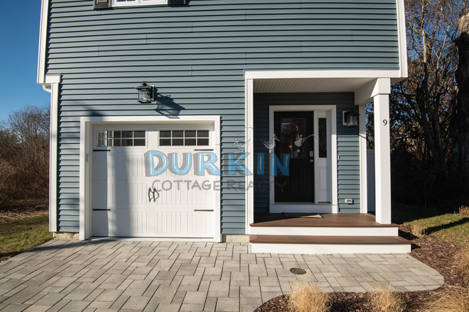 Exterior - Everything Included! Deluxe 3 Bed Private House