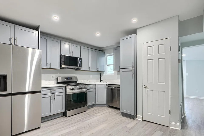 Kitchen - 3606 old york Home in waiverly