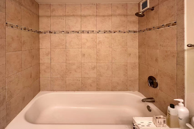 private bathroom - Greenhouse