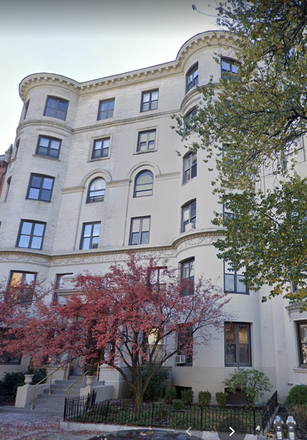 a - Top floor in Back Bay