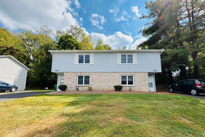  - 1064PH - 445-495 Miller Court Properties - M