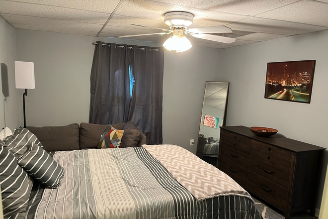 Bedroo - Secluded Mother In-Law Suite(Utilities Included)(Entire Unit) - 10 Minutes(6 Miles) from KSU Campus Duplex