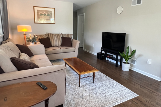 Brand New Living room - Modern, stylish remodeled + Fully furnished + Within walking distance to Campus House