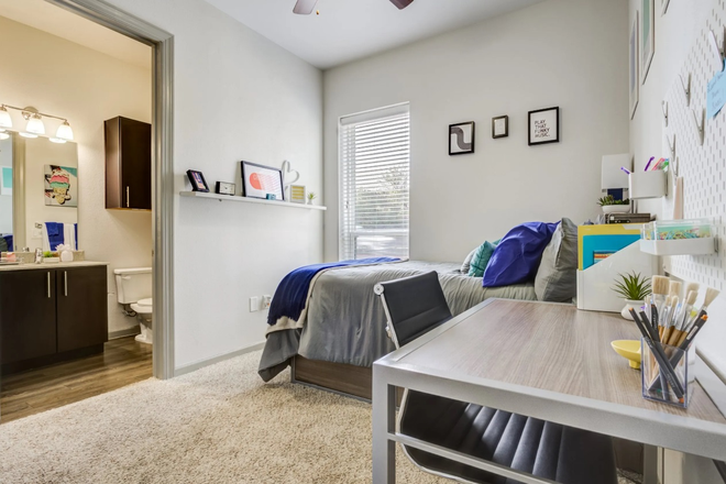 BEDROOM - THE LARK NORTHGATE Apartments