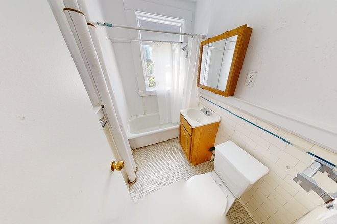 visit hubrealtyproperties.com - Updated one bedroom in handy spot, walk to campus Apartments