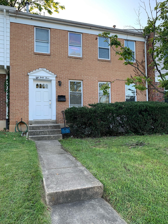 Main Entrance - Master Bedroom - Spring Lease