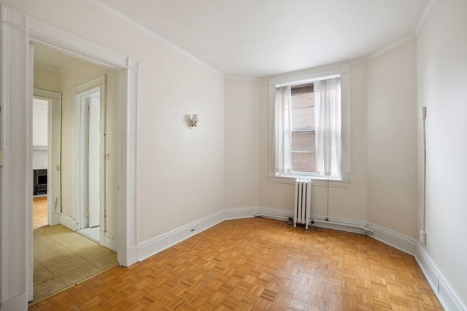 Bedroom - Cozy 1 Bed in Beacon Hill Unit may be rented furnished or unfurnished. Apartments