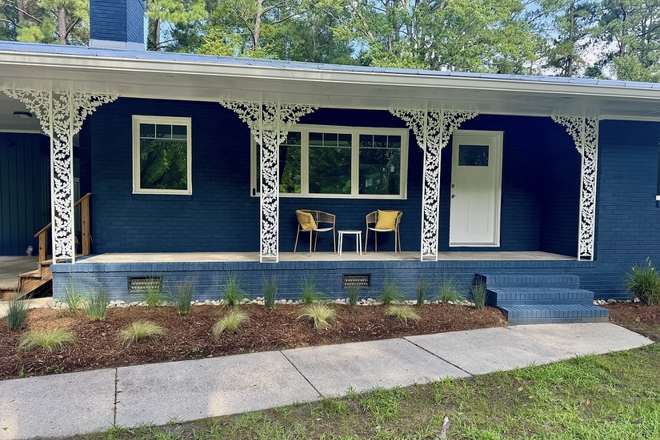 Front - Fully Renovated 3 Bed / 2 Bath home in Hope Valley North