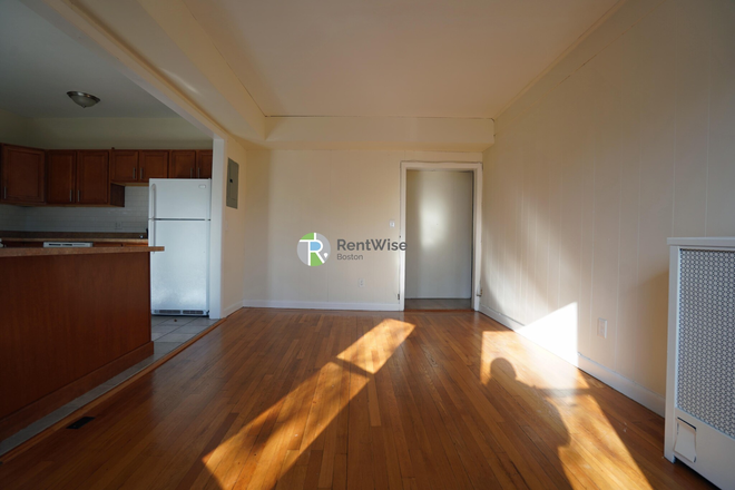 3 - AVAIL NOW-  Large 3 Bed 1.5 Bath | Allston No broker Fee & 1 Free Month! Apartments