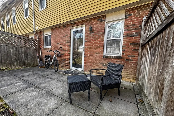 Patio - Condo on Campus Bus Line