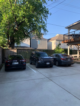 Back of House parking - Very Large  Bdrms. - 2 open for October 2025   share 1 bathroom 1732 Banks Street Apartments