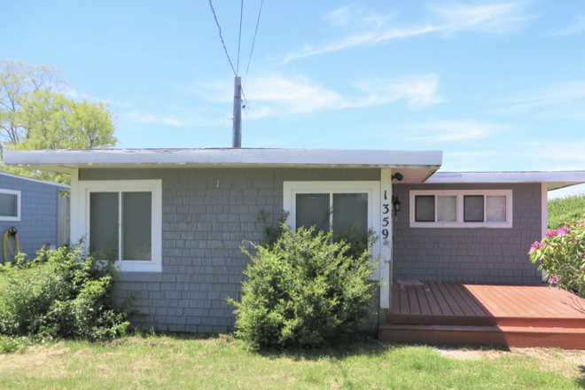 . - 1359 Ocean Road