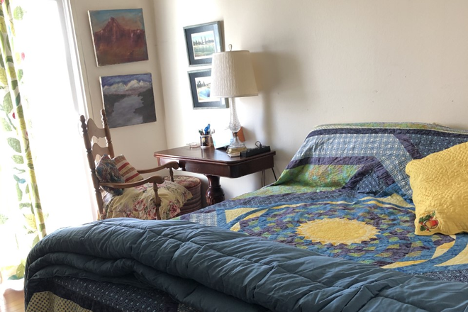 Bedroom - 1 Bedroom with Full Bath - Fully Furnished/ Utilities Included