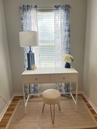 Desk nook in guest room - 1 Bed/1 Bath in Mount Pleasant, near beaches