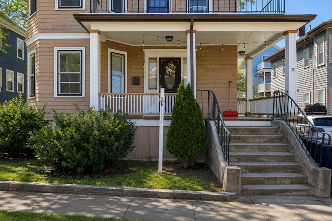 Front Entrance - 28 Sunset Rd — Sunny First-Floor 3–4 Bedroom with Porches & Private Yard Apartments