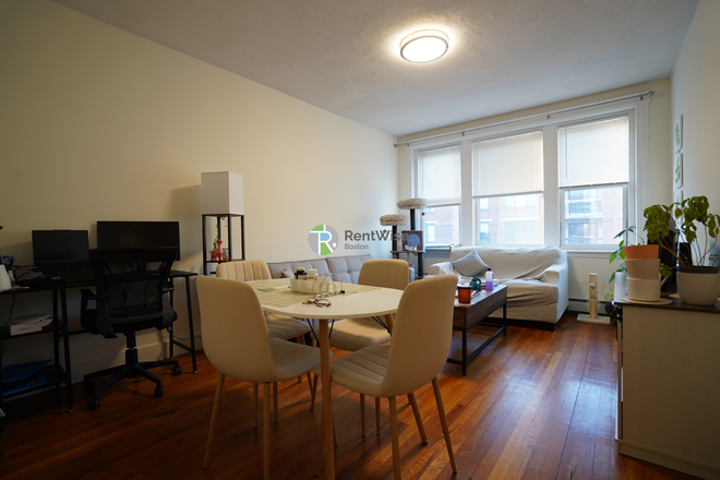 1 - JUNE 2025-Gorgeous Allston Studio, H/HW inc, Fitness Rm! Apartments